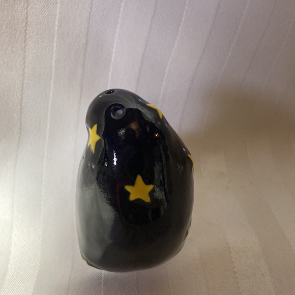 Vintage 1991 The Cow Jumped Over The Moon Salt and Pepper Shakers - Picture 11 of 13